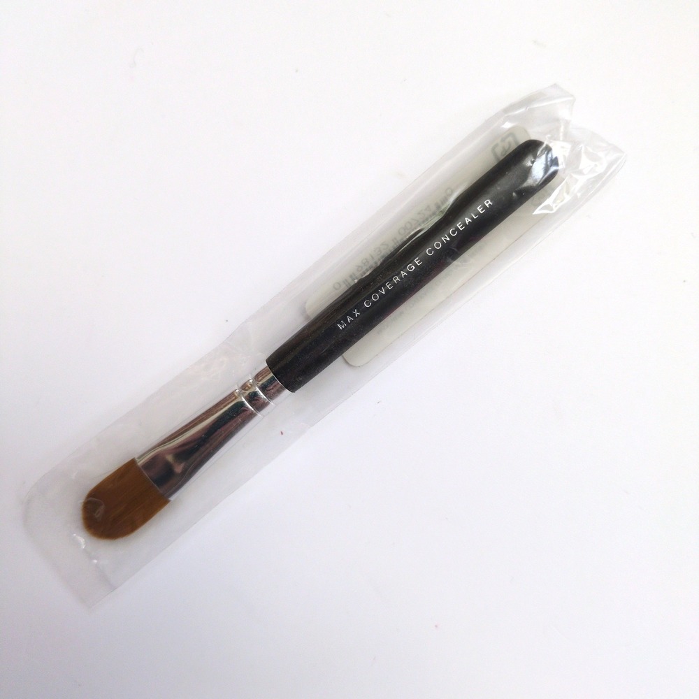 BareMinerals iD|Bare Escentuals Max Coverage Concealer Brush Full Sz NEW Sealed